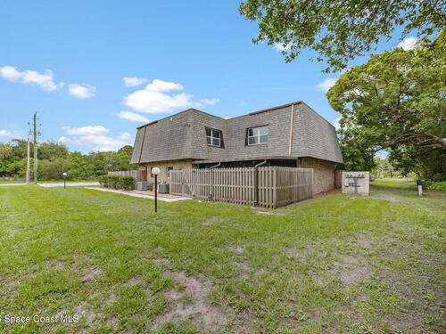 2131 Harrison Street  Titusville, FL 32780