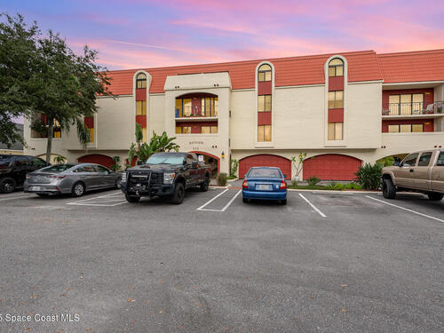 525 Indian River Avenue Unit #303 Titusville, FL 32796