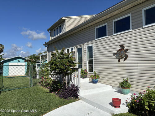 1536						Central						Avenue												Flagler Beach, FL						32136