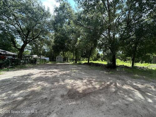 3894						Huntington						Avenue												Mims, FL						32754