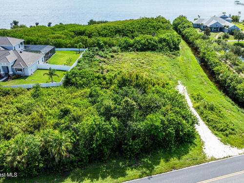 3700						Courtenay						Parkway												Merritt Island, FL						32952