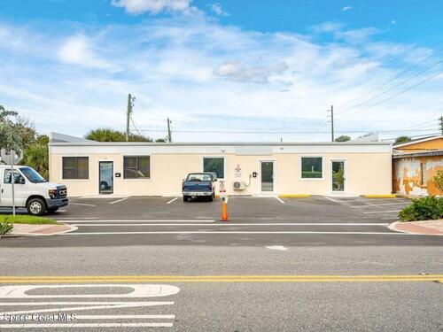 315						Minutemen						Causeway												Cocoa Beach, FL						32931