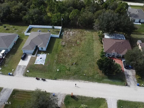 8545						104th						Avenue												Vero Beach, FL						32967