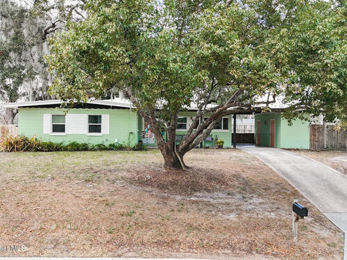 2						Holiday						Lane												Titusville, FL						32796