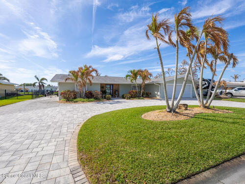 511						Eleuthera						Lane												Indian Harbour Beach, FL						32937