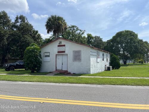 929						Deleon						Avenue												Titusville, FL						32780