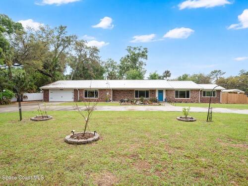 1029						Glenwood						Road												DeLand, FL						32720