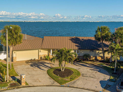 1775 Larchmont Court  Merritt Island, FL 32952