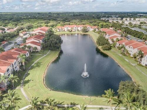 1610 42nd Circle Unit #111 Vero Beach, FL 32967