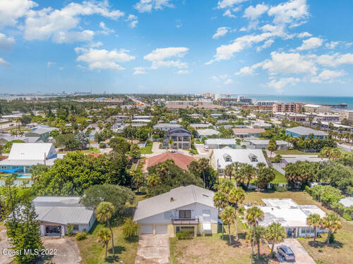 132 Park Lane  Cocoa Beach, FL 32931