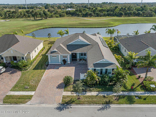 7191 Village Square  Vero Beach, FL 32966
