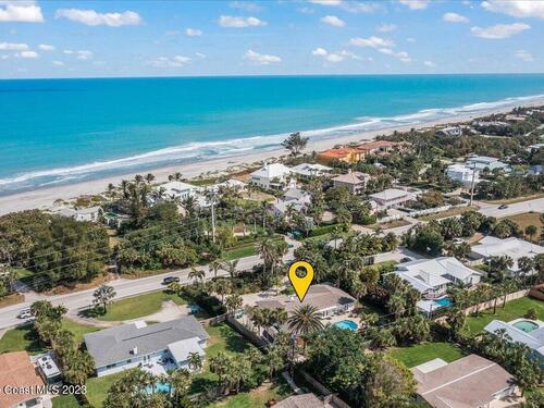 304 Oak Street  Melbourne Beach, FL 32951