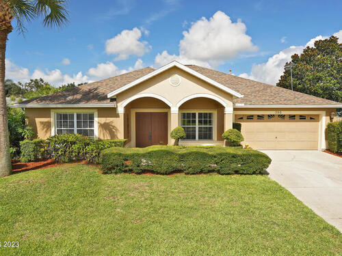 395 Brookcrest Circle  Rockledge, FL 32955