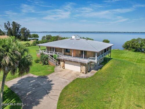 4445 Tropical Trail  Merritt Island, FL 32953