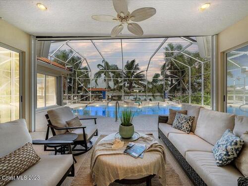 208 Lanternback Island Drive  Satellite Beach, FL 32937