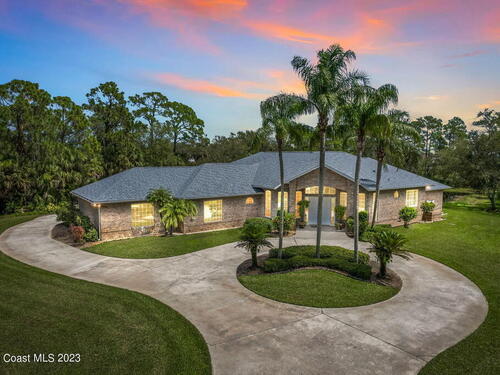 2725 Fellwood Lane  Melbourne, FL 32904