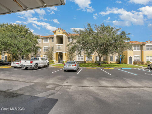 5673 Star Rush Drive Unit #203 Melbourne, FL 32940