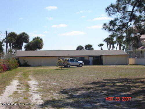 3425 Washington Avenue  Titusville, FL 32780